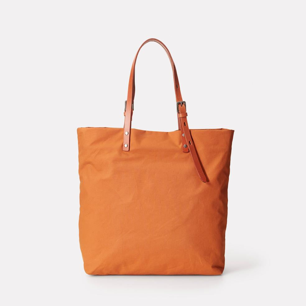 Natalie Waxed Cotton Tote in Orange