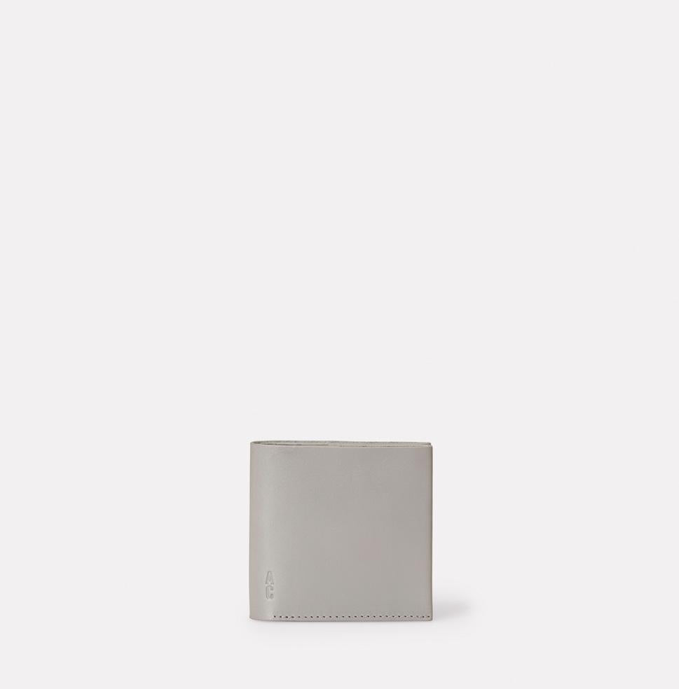 Oliver Leather Wallet in Light Grey