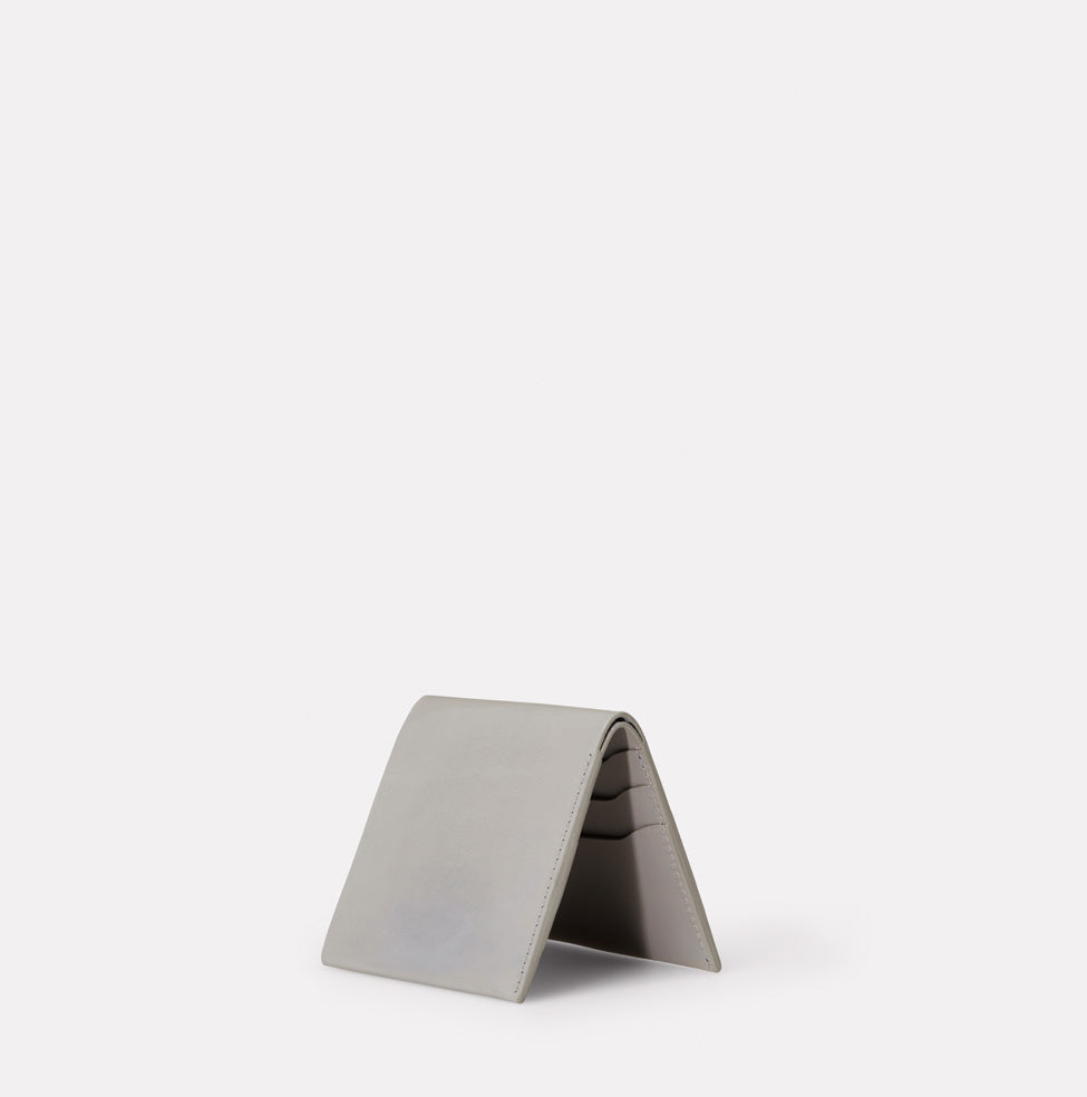 Oliver Leather Wallet in Light Grey