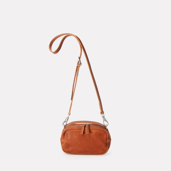 AC_AW18_WEB_WOMENS_CALVERT_LEATHER_CROSSBODY_LEILA_SMALL_TAN_01
