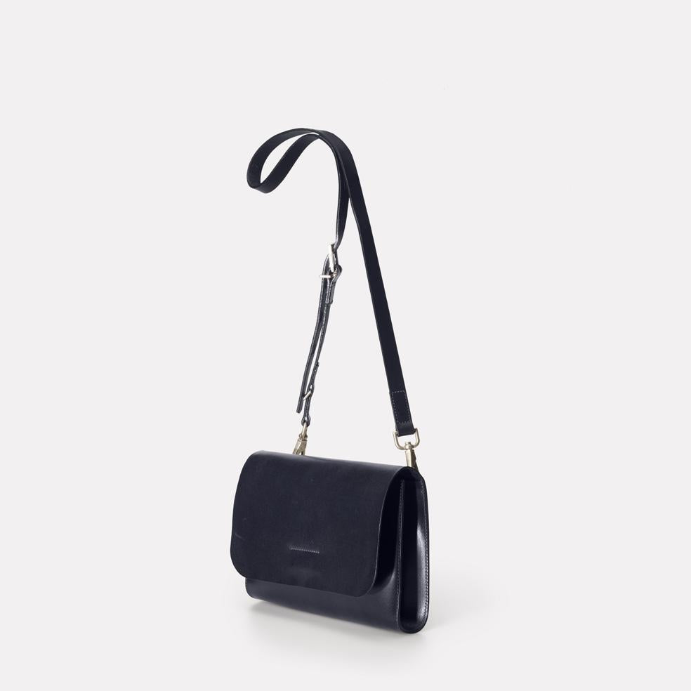 Elizabeth Jetset Small Leather Crossbody Bag in Navy Ally Capellino