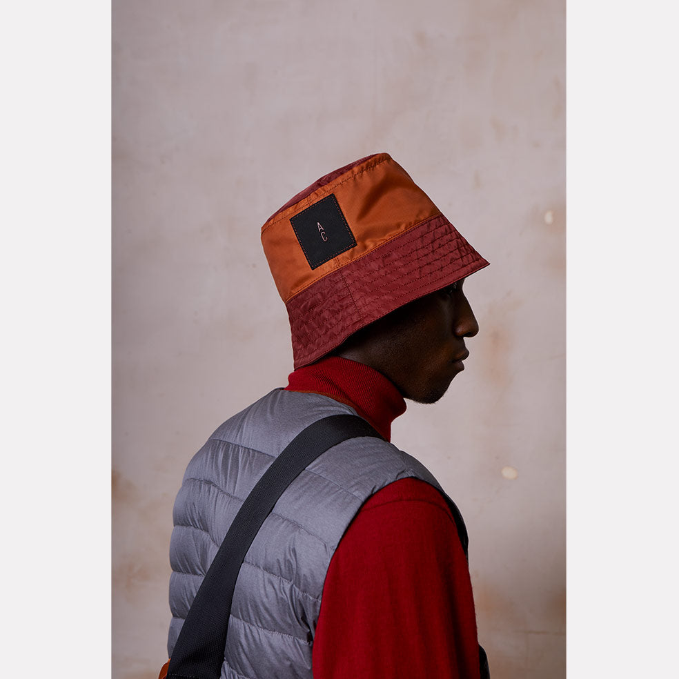 Bik Nylon Hat in Rust