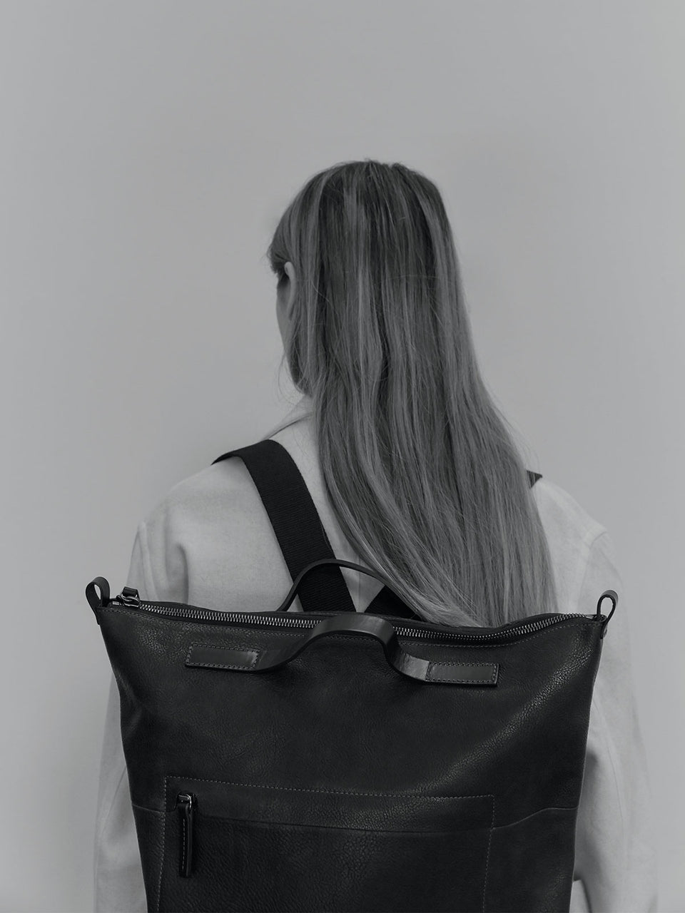 Hoy Leather Backpack in Black