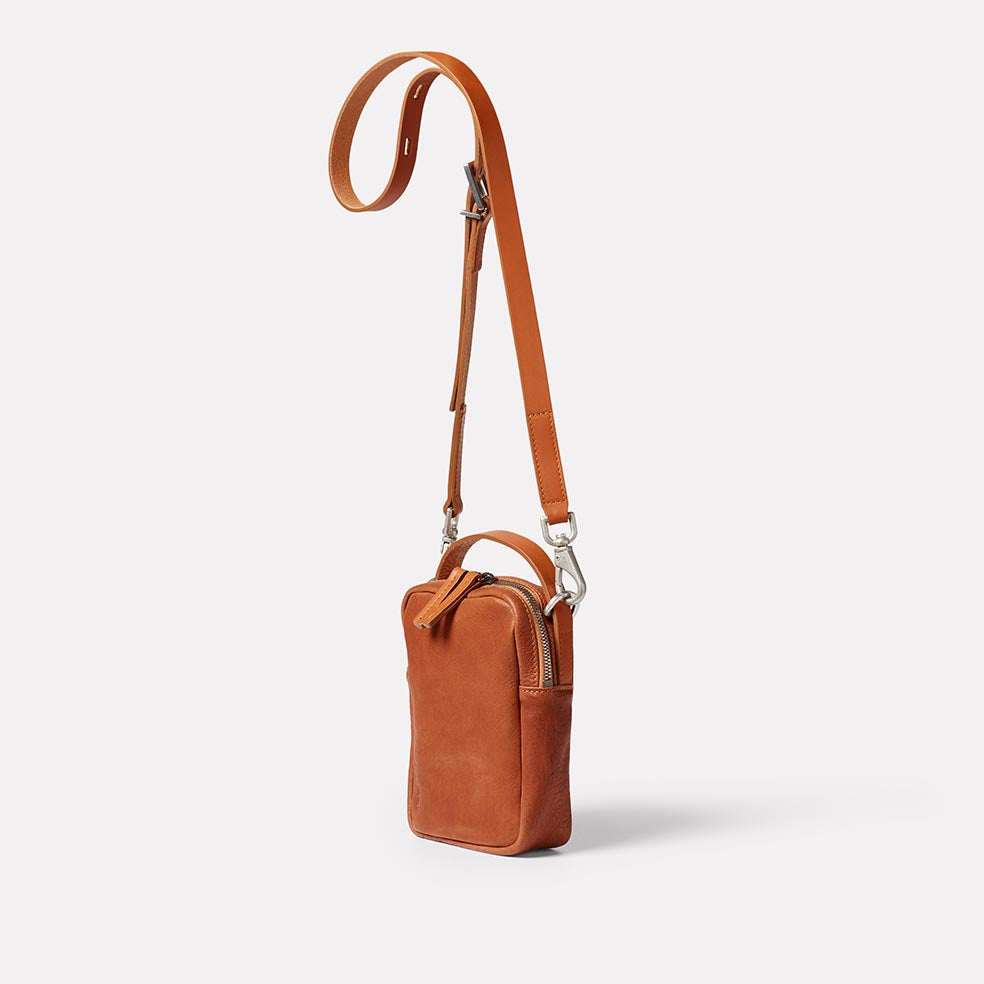 Hurley Calvert Leather Crossbody Bag in Redwood